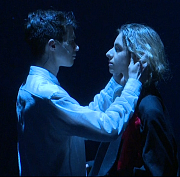 Театр «Красный факел» смешал все жанры музыки в «Ромео и Джульетте»